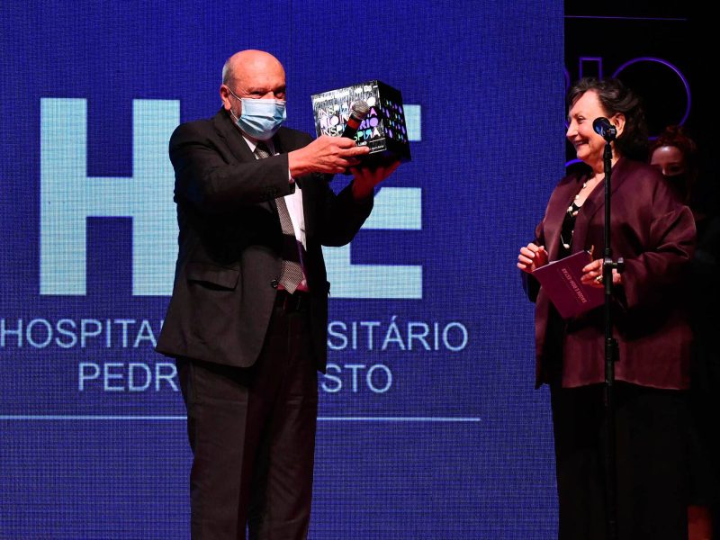 Ronaldo Damião e Margareth Dalcolmo